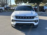 New 2025 Jeep Compass Latitude image 3