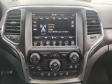 Used 2018 Jeep Grand Cherokee Laredo image 4