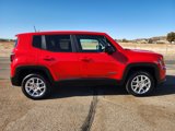 Used 2023 Jeep Renegade Latitude image 4