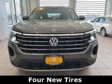 Used 2024 Volkswagen Atlas SE image 2