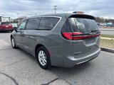 Certified 2023 Chrysler Pacifica Touring-L image 5
