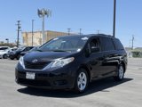 Used 2015 Toyota Sienna LE image 6