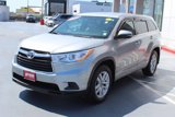 Used 2016 Toyota Highlander LE image 3