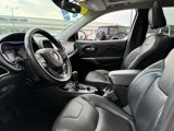 Used 2019 Jeep Cherokee Limited image 3
