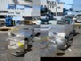 Used 2003 Lincoln Town Car Signature image 3