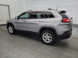 Used 2018 Jeep Cherokee Latitude w/ Cold Weather Group image 3