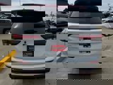 Used 2023 Mitsubishi Outlander SE image 3