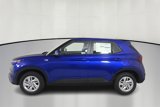 New 2025 Hyundai Venue SE image 4