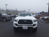 Used 2020 Toyota Tacoma TRD Off-Road image 2