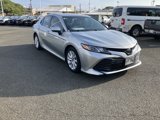 Used 2018 Toyota Camry image 2
