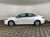 Used 2025 Toyota Corolla LE image 5