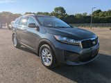 Used 2019 Kia Sorento LX w/ LX Convenience Package image 3