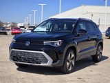 New 2025 Volkswagen Taos SE image 2