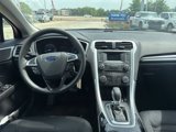Used 2014 Ford Fusion SE image 5