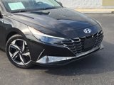 Used 2021 Hyundai Elantra SEL w/ Convenience + Premium Package image 2