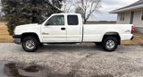 Used 2005 Chevrolet Silverado 2500 LT w/ Heavy-Duty Power Package image 6