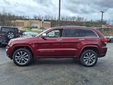 Used 2018 Jeep Grand Cherokee Overland image 2