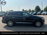 Used 2017 INFINITI QX60 AWD w/ Driver Assistance Package image 3