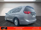 Used 2017 Chrysler Pacifica Touring-L image 6