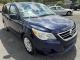 Used 2012 Volkswagen Routan SEL image 6