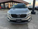 Used 2017 Kia Sorento LX image 2