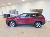 Used 2021 Jeep Cherokee Limited w/ Elite Package image 2