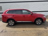Used 2019 Mitsubishi Outlander SEL image 2