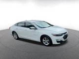 Used 2024 Chevrolet Malibu LT image 2