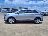 Used 2022 Ford Edge Titanium image 2