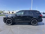 Used 2018 Ford Explorer 4WD image 2