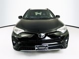 Used 2018 Toyota RAV4 SE image 2