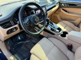 Certified 2025 Porsche Macan image 4