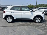 Used 2020 Hyundai Venue SE image 4
