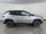Used 2020 Jeep Compass Trailhawk image 6