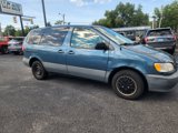 Used 2001 Toyota Sienna CE image 3