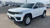 New 2025 Jeep Grand Cherokee Laredo image 4