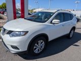 Used 2016 Nissan Rogue SV image 2