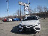 Used 2022 Toyota Camry SE image 2