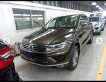 Used 2016 Volkswagen Touareg Sport image 2