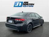 Used 2023 Toyota Corolla LE image 3