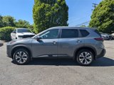 Used 2022 Nissan Rogue SV w/ SV Premium Package image 4