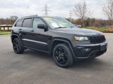 Used 2018 Jeep Grand Cherokee Laredo image 2