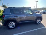 Used 2016 Jeep Renegade Latitude image 3