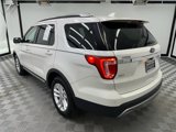 Used 2016 Ford Explorer XLT w/ Equipment Group 202A image 3
