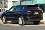 New 2025 Mitsubishi Outlander ES image 6