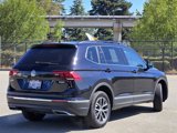 Used 2020 Volkswagen Tiguan SE image 4