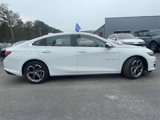 Used 2023 Chevrolet Malibu LT image 2
