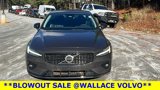 Used 2024 Volvo S60 B5 Core image 2