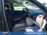 Used 2015 Chrysler Town & Country LX image 4