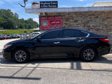 Used 2016 Nissan Altima 2.5 SR w/ LED Appearance Package image 3